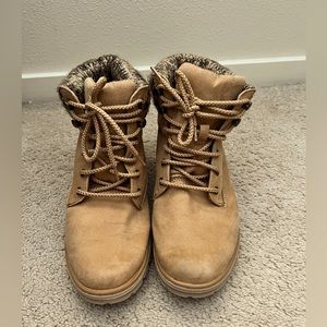 Cliffs by White Mountain Chestnut Combat Boots